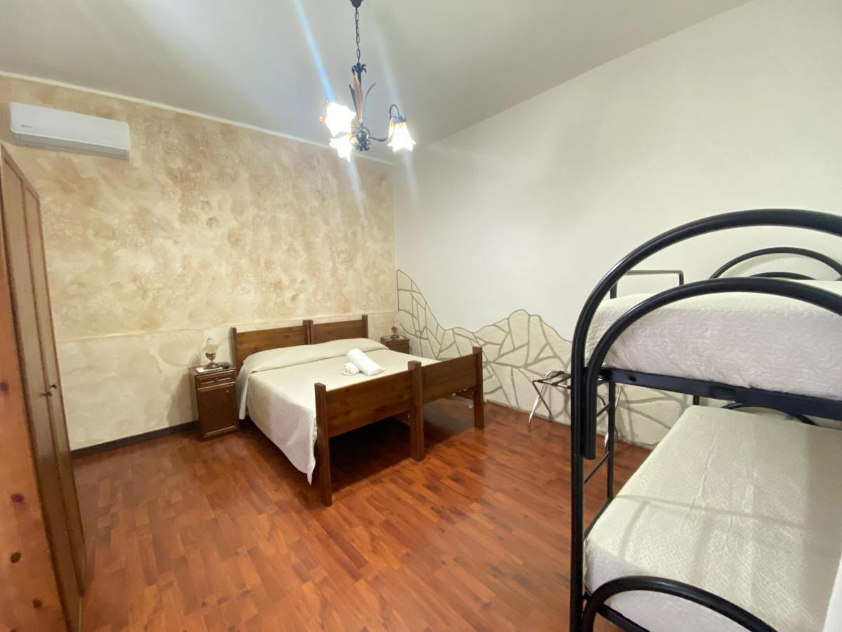 Villa Le Zarafe à Ribera Extérieur photo