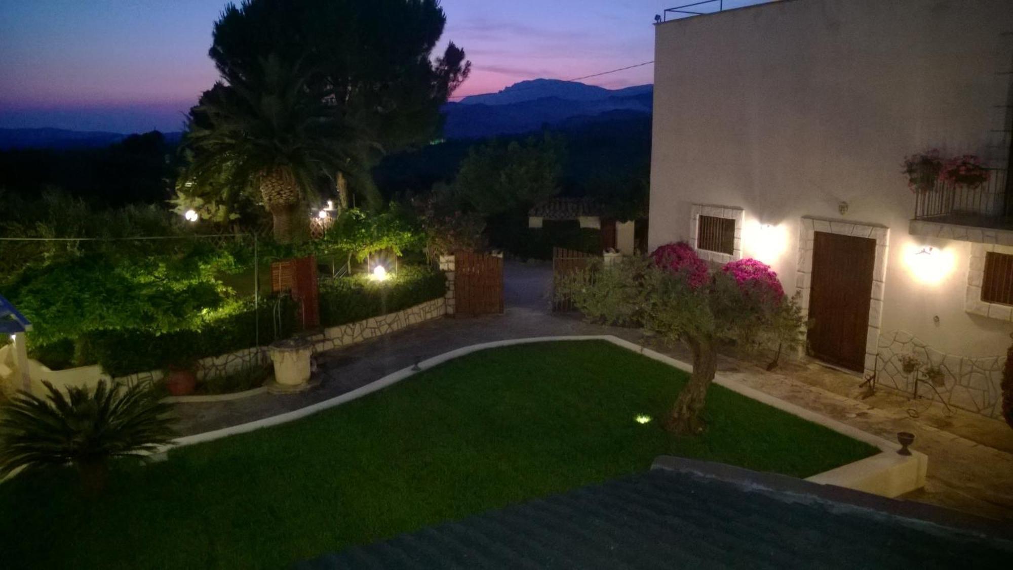 Villa Le Zarafe à Ribera Extérieur photo