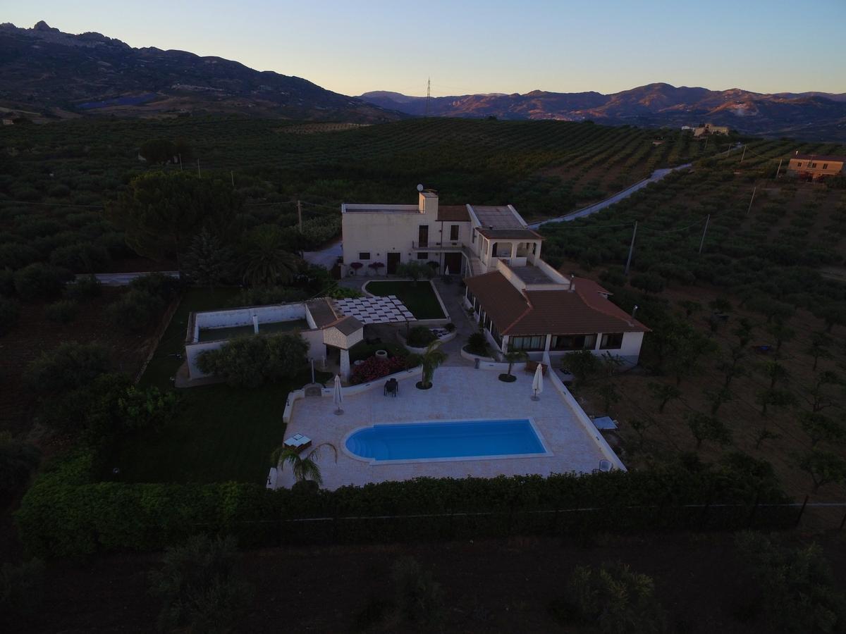 Villa Le Zarafe à Ribera Extérieur photo