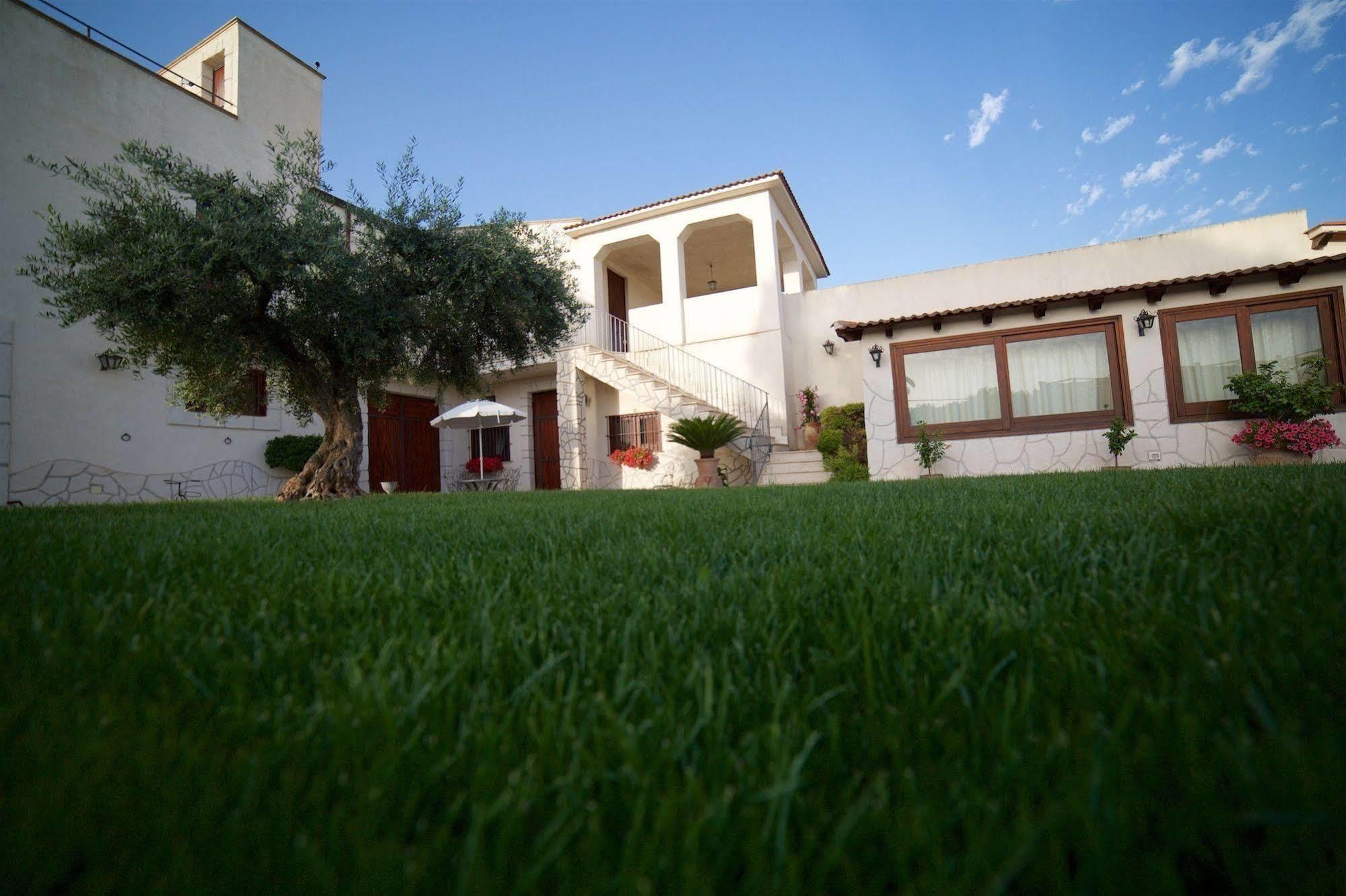 Villa Le Zarafe à Ribera Extérieur photo