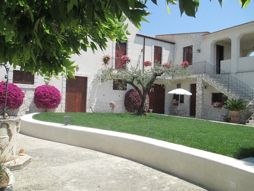 Villa Le Zarafe à Ribera Extérieur photo